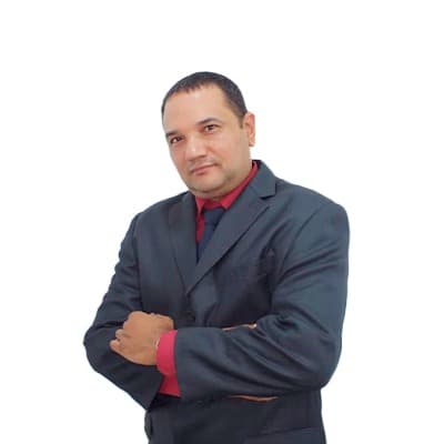 Miguel López
