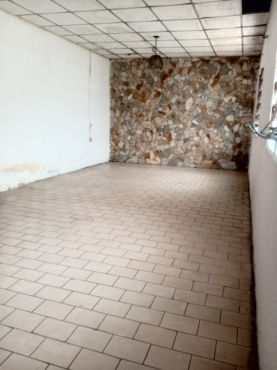 Grid image 3